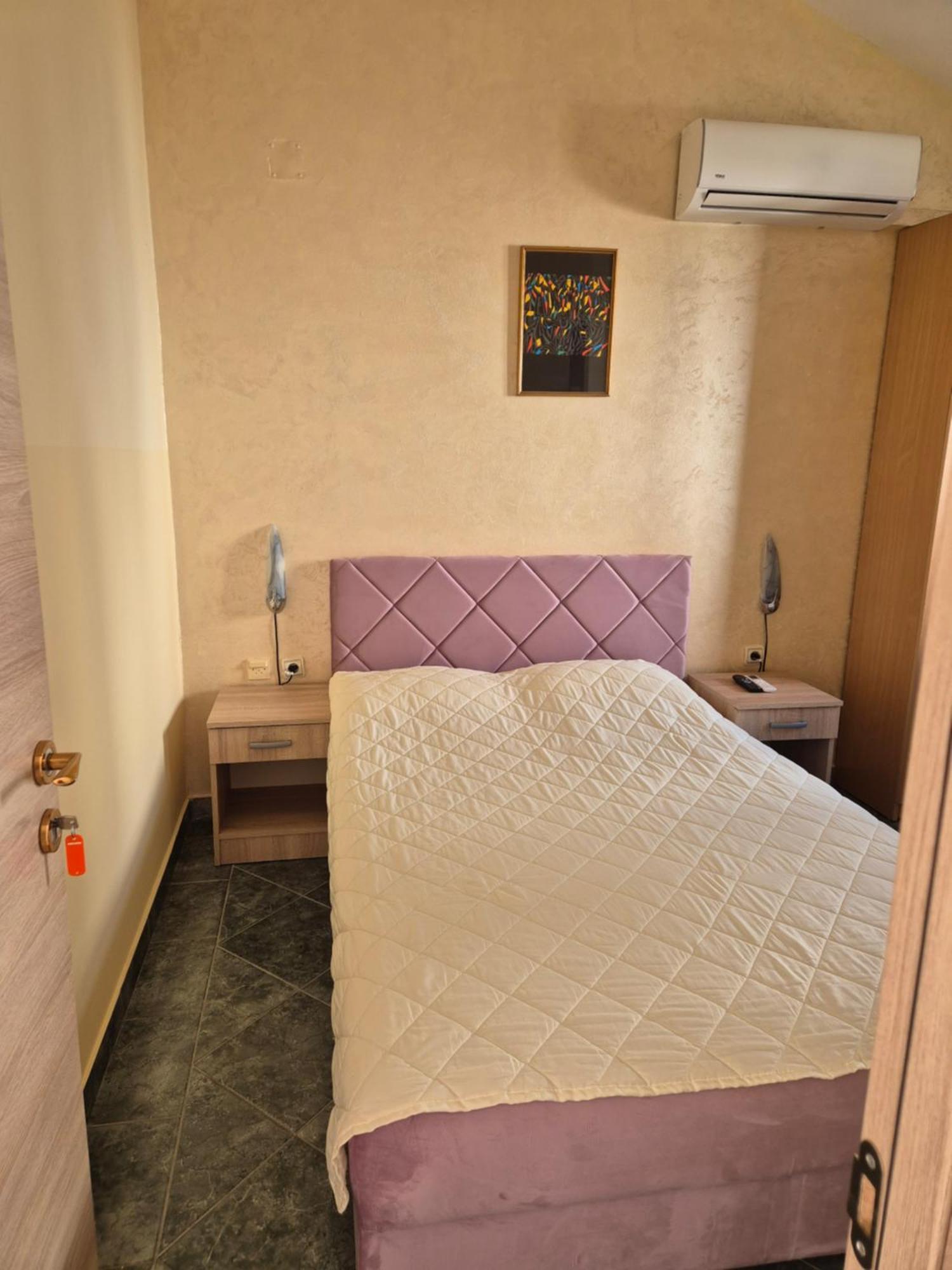 Mali Milocer Bay Accommodation Sveti Stefan Room photo