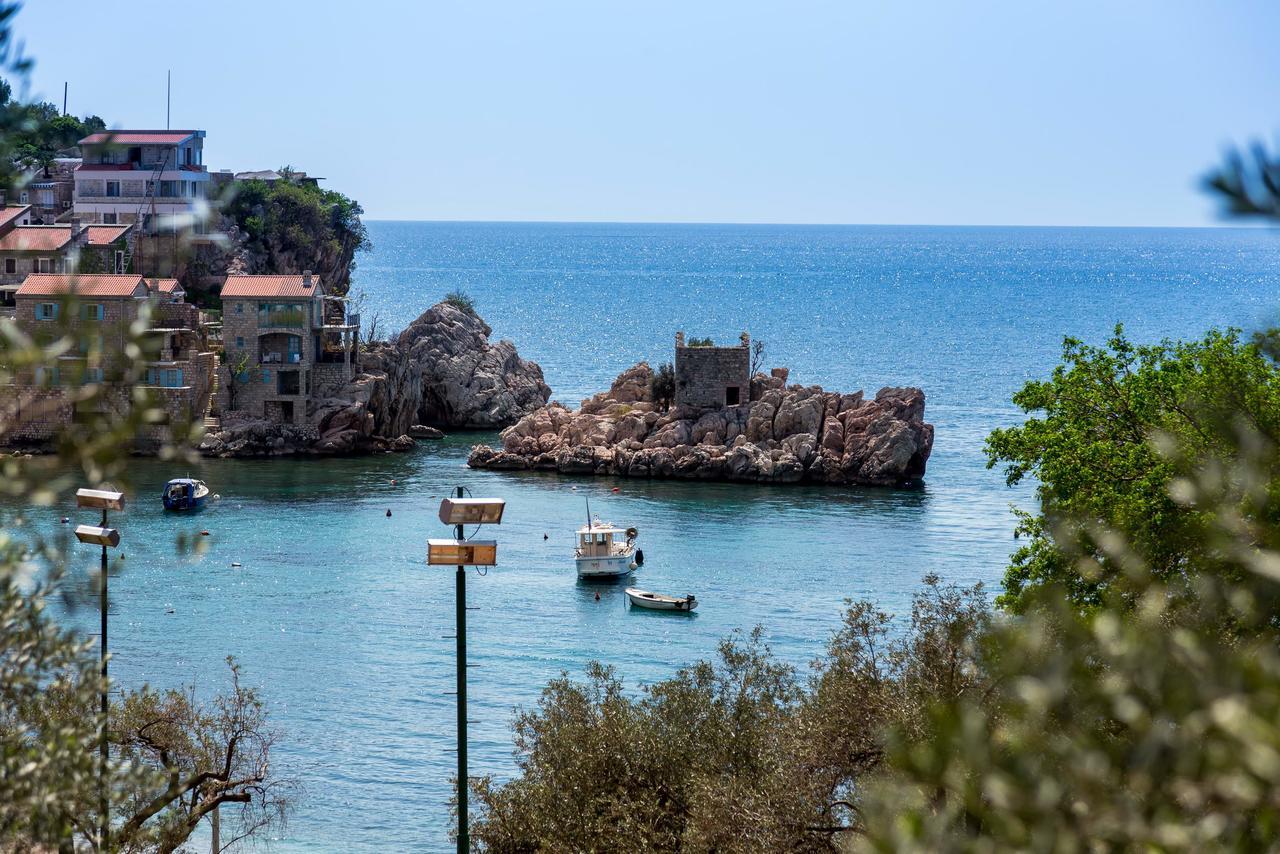 Mali Milocer Bay Accommodation Sveti Stefan Exterior photo
