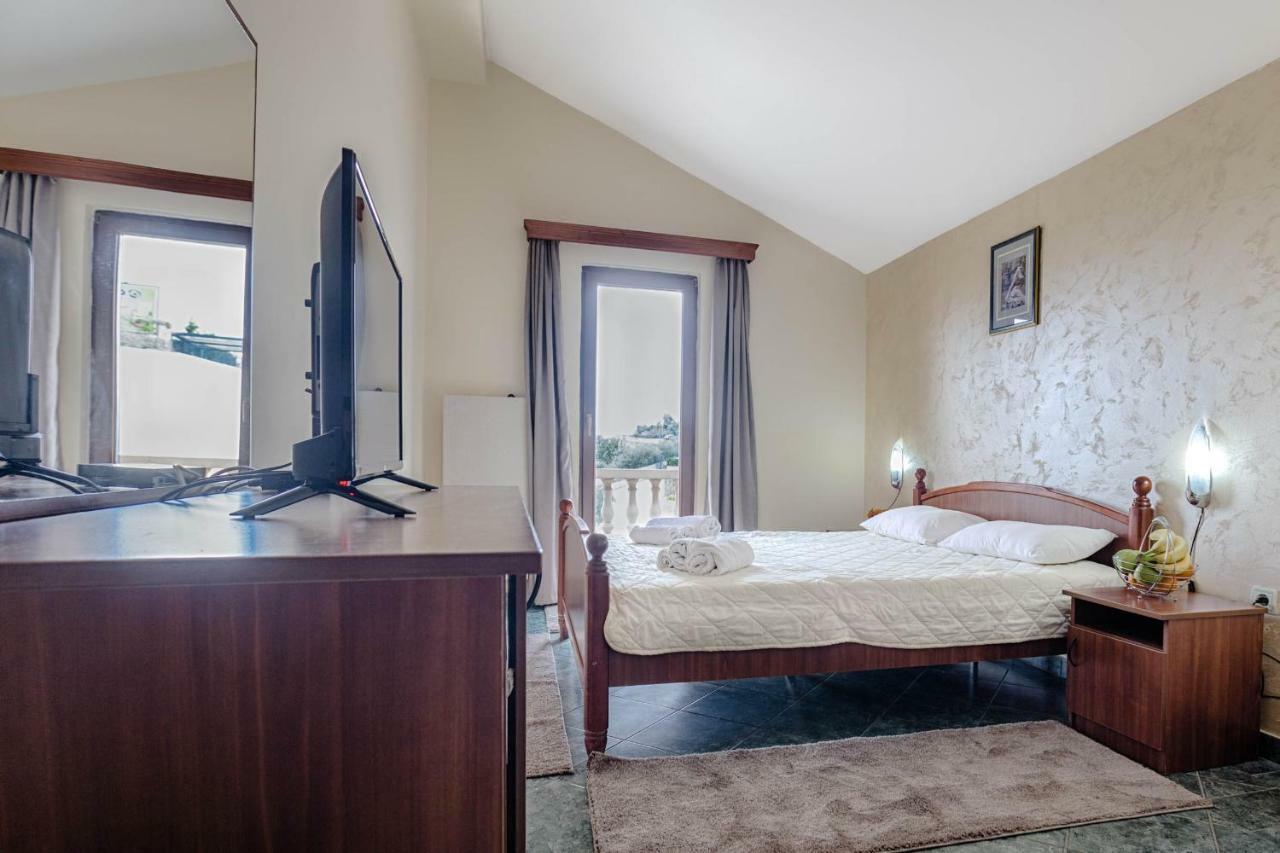 Mali Milocer Bay Accommodation Sveti Stefan Exterior photo